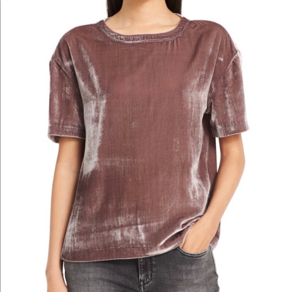 (NWT) Calvin Klein Short Sleeve Velvet T-Shirt